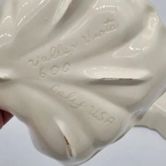 Vintage Valley Vista California Pottery - 600 - Set of 3 Lettuce Leaf Bowls - Picture 4 of 5